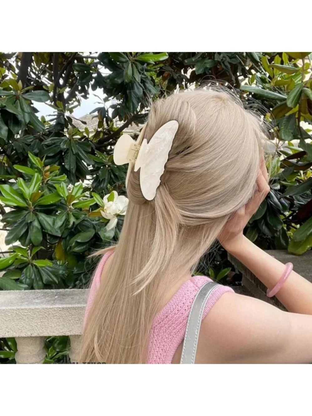 2 Pcs Non-Slip Hair Claw Clips for Women - Stylish Hair Accessories Set